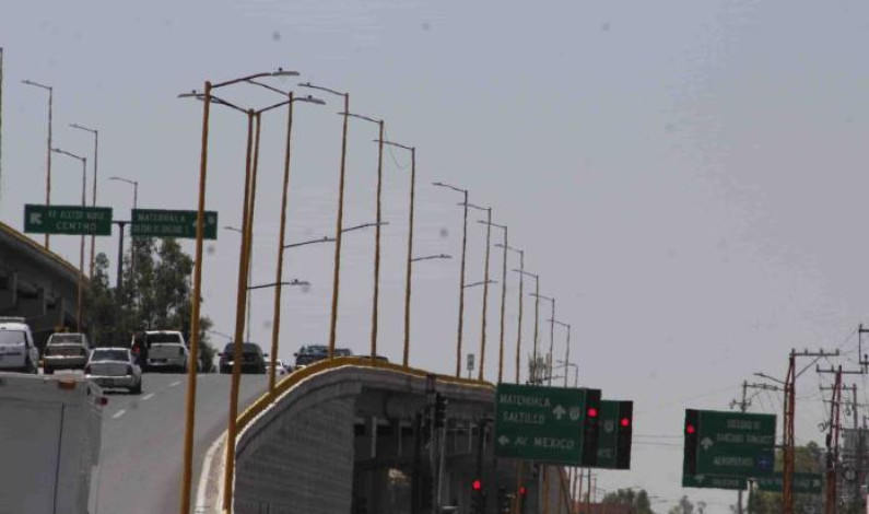 Ladrones de cable se llevan hasta los postes Ladrones de cable se llevan hasta los postes