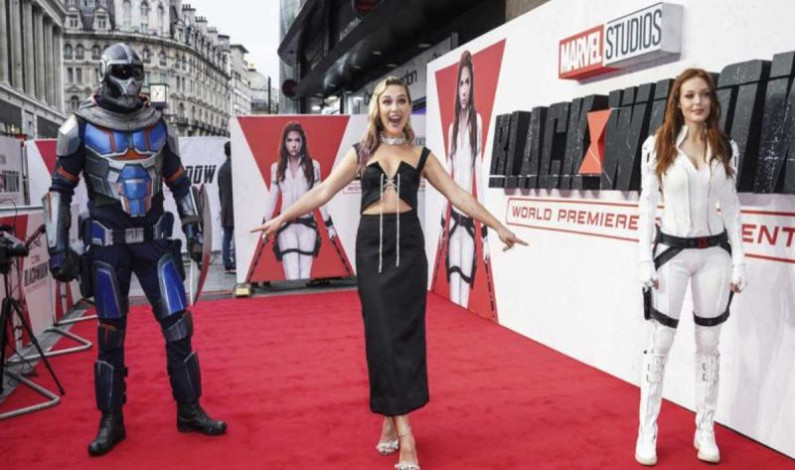 «Viuda Negra» despliega por fin la alfombra roja para fans londinenses «Viuda Negra» despliega por fin la alfombra roja para fans londinenses