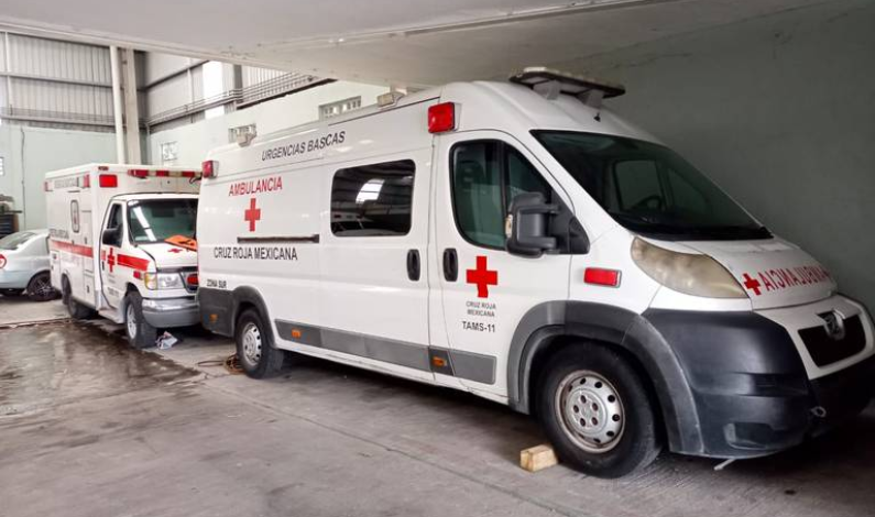 Cruz Roja tiene la mitad de sus ambulancias descompuestas, ¿qué frena su reparación?