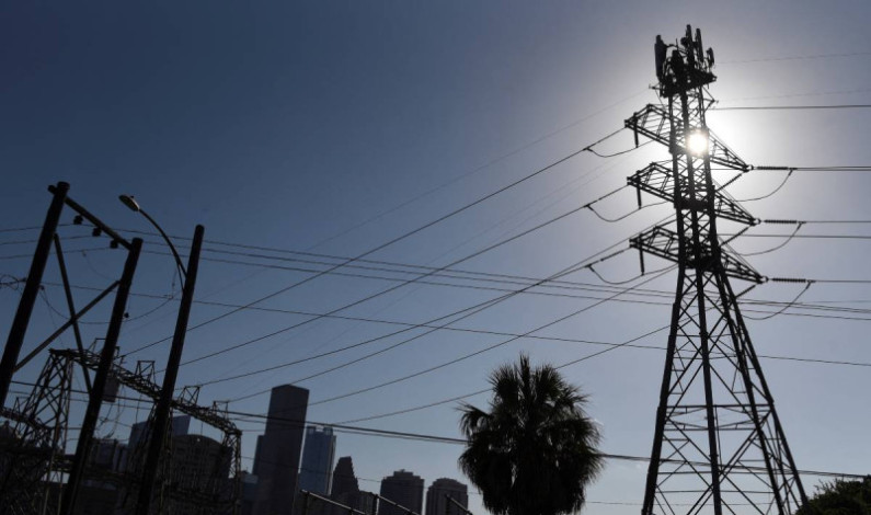 Ola de calor provoca récord en uso de electricidad en Texas Ola de calor provoca récord en uso de electricidad en Texas