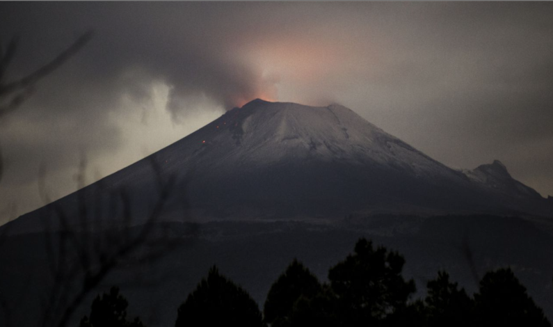 CAPTAN EXTRAÑAS LUCES ROJAS ALREDEDOR DEL CRÁTER DEL POPOCATÉPETL | VIDEO