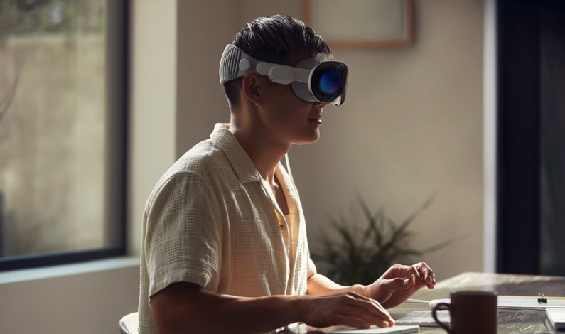 Los Vision Pro de Apple son tan difíciles de armar, que su producción ya se redujo a la mitad Los Vision Pro de Apple son tan difíciles de armar, que su producción ya se redujo a la mitad