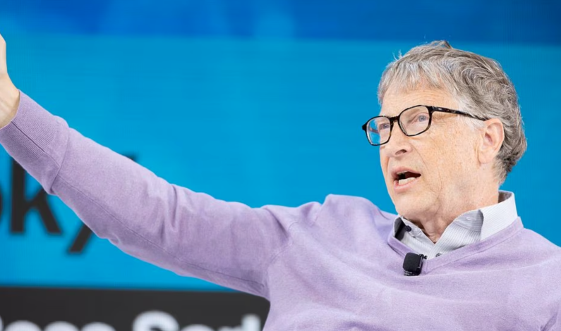 Bill Gates habla del lado oscuro de la inteligencia artificial y lanza dura sentencia: “Será una transición accidentada” Bill Gates habla del lado oscuro de la inteligencia artificial y lanza dura sentencia: “Será una transición accidentada”