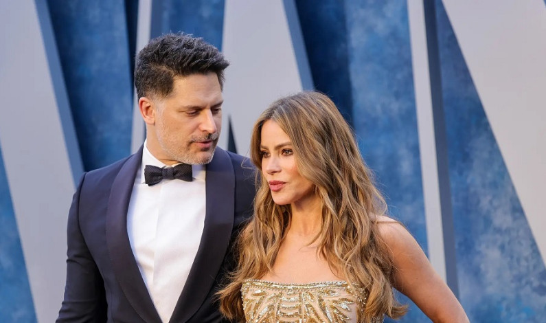 Sofía Vergara y Joe Manganiello anuncian su divorcio Sofía Vergara y Joe Manganiello anuncian su divorcio
