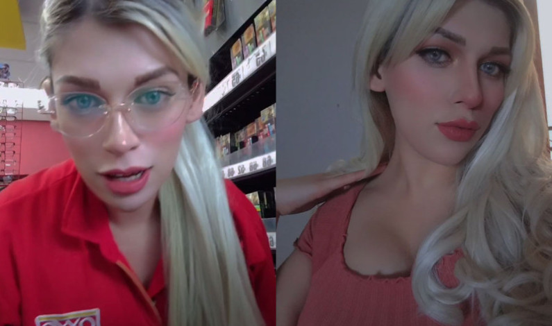 Una Barbie humana atiende en el Oxxo y no es choro Una Barbie humana atiende en el Oxxo y no es choro