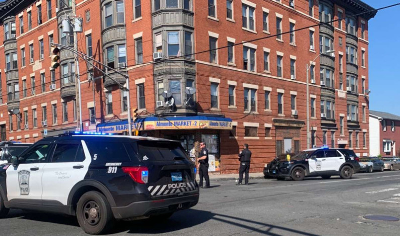 Reportan tiroteo en localidad en Massachusetts, EU; hay personas heridas