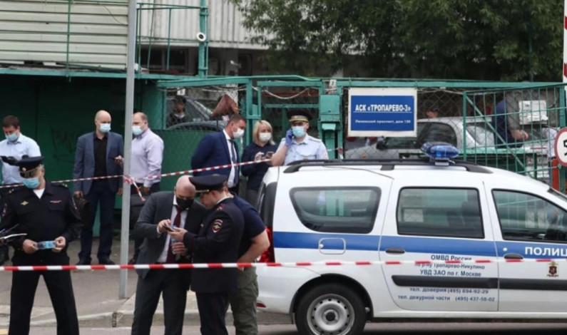 Chica dispara a compañeros con una escopeta y se quita la vida… ¡en Rusia! Chica dispara a compañeros con una escopeta y se quita la vida… ¡en Rusia!