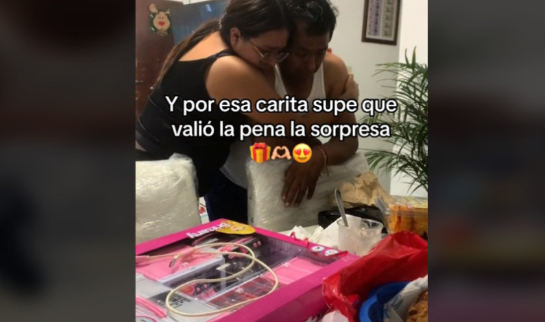 Señor de 50 años llora al escuchar la carta que le envió Santa Claus; ‘no encontré tu casa’ Señor de 50 años llora al escuchar la carta que le envió Santa Claus; ‘no encontré tu casa’