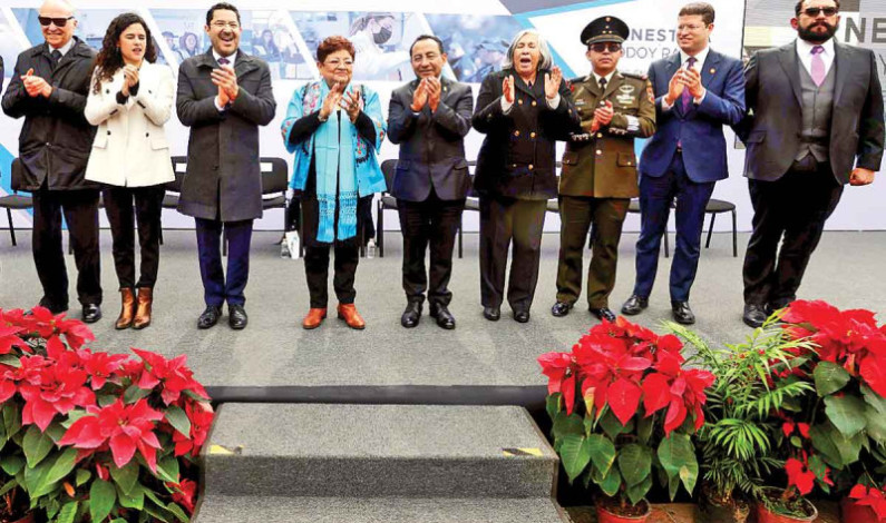 Buscaría Senado junto con Harfuch; también recibió invitación del Presidente Buscaría Senado junto con Harfuch; también recibió invitación del Presidente