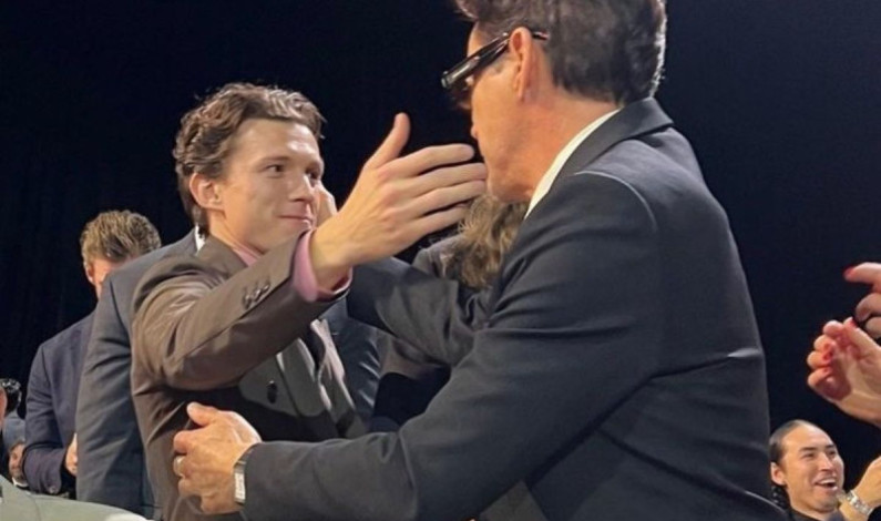 Tom Holland y Robert Downey Jr. se reencuentran en los Critics Choice Awards 2024 Tom Holland y Robert Downey Jr. se reencuentran en los Critics Choice Awards 2024