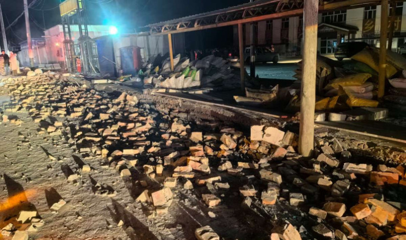 Suman tres muertos tras sismo de magnitud 7.1 en frontera entre China y Kirguistán