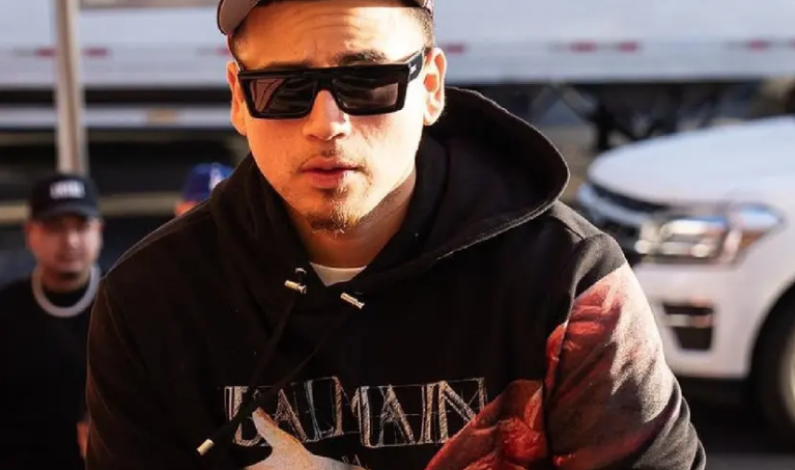 Vocalista de Fuerza Regida, Jesús Ortiz Paz, habría sido detenido por posesión de drogas Vocalista de Fuerza Regida, Jesús Ortiz Paz, habría sido detenido por posesión de drogas