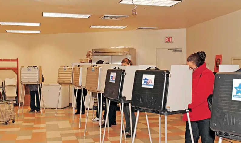 Republicanos seducen a los votantes latinos en EU Republicanos seducen a los votantes latinos en EU