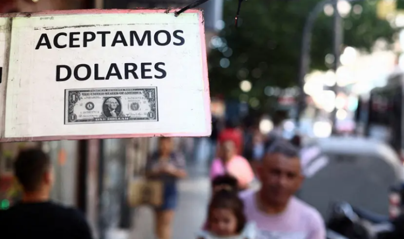 Argentina: Nivel de pobreza alcanza el 57.4 en enero, el más alto en 20 años Argentina: Nivel de pobreza alcanza el 57.4 en enero, el más alto en 20 años