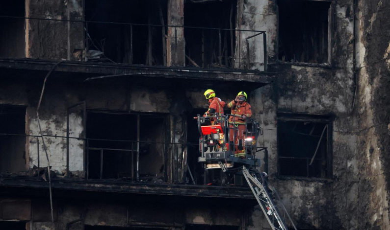 Trágico incendio deja 10 muertos en Valencia Trágico incendio deja 10 muertos en Valencia