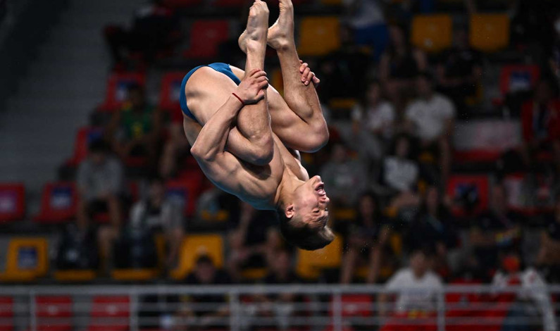 Osmar Olvera bronce para México en Clavados