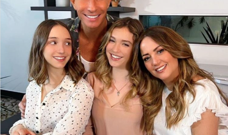 Erik Rubín confiesa por qué aún no se divorcia de Andrea Legarreta: «Nos estamos dando cuenta de muchas cosas» Erik Rubín confiesa por qué aún no se divorcia de Andrea Legarreta: «Nos estamos dando cuenta de muchas cosas»