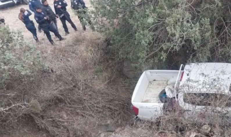Levantan a empleados de Pemex que clausuraban toma clandestina en Hidalgo Levantan a empleados de Pemex que clausuraban toma clandestina en Hidalgo