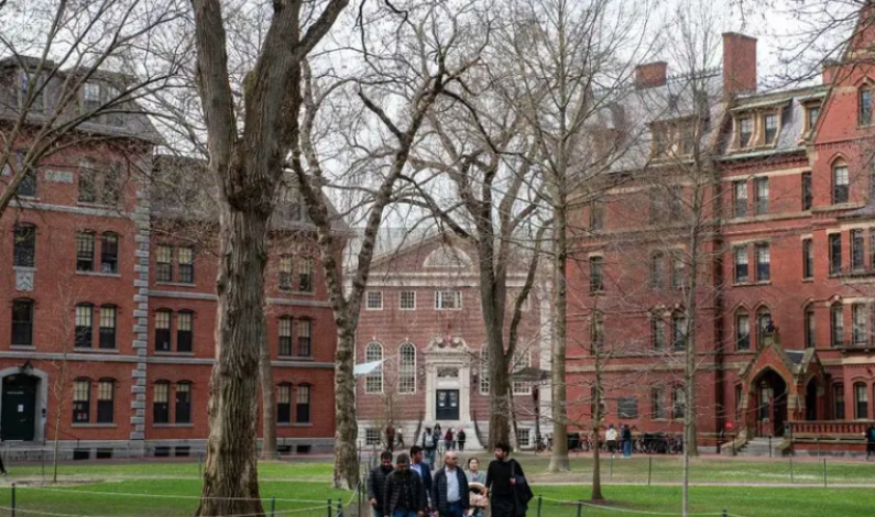 Trump pondrá fin a todos los contratos de EU con Harvard Trump pondrá fin a todos los contratos de EU con Harvard