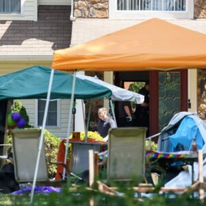 Dos tiroteos en EU dejan al menos 3 muertos y mƔs de 20 heridos