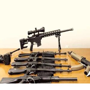 EU incauta armas que viajaban a México; hallan rifles y cargadores