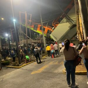 vagon de metro en Twitter