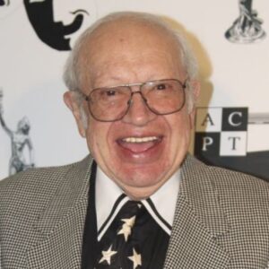 Eduardo Manzano es hospitalizado de emergencia por una infección biliar