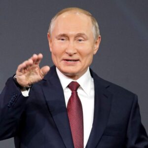 Formaliza Putin salida de Rusia del tratado de Cielos Abiertos