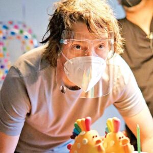 Diego Luna, de vuelta a la dirección; ‘Todo va a estar bien’