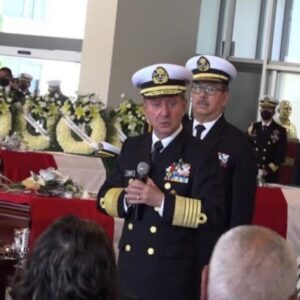 Semar reconoce a 14 marinos en ceremonia privada