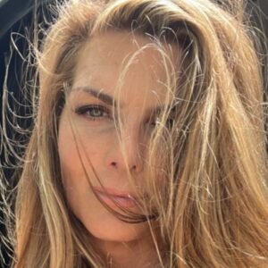 Montserrat Oliver recuerda cómo vivió su primer matrimonio; «me divorcié virgen»