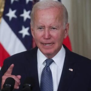 Biden organizará cumbre contra violencia alimentada por el odio