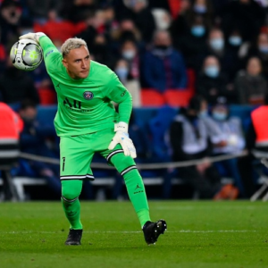 Keylor Navas está cerca de ser compañero del «Chucky» Lozano