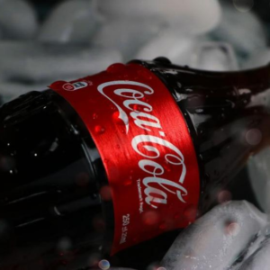Coca-Cola usará la tecnología para convertir el dióxido de carbono en azúcar