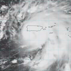 Huracán Fiona podría ser la tormenta más fuerte en la historia de Canadá
