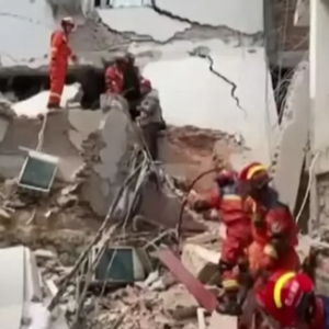 Suman 65 muertos tras sismo en China