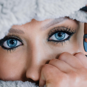 ¿CÓMO HACER CRECER LAS PESTAÑAS?