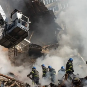 Ataques aéreos rusos golpean sitios de energía a ucranianos