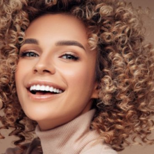 Cómo ensalzar tu sonrisa: tenemos los tips necesarios