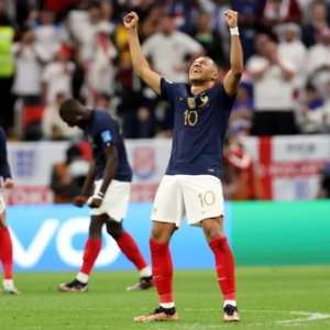 Francia quiere destrozar el muro de Marruecos