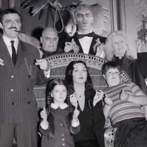 Fallece Lisa Loring, la primera ‘Merlina’ de la historia