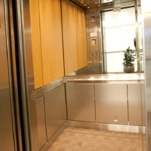 La verdadera, y sorprendente razón, por la que los ascensores tienen espejos