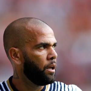 Formalizan denuncia en contra de Dani Alves por presunta agresión sexual