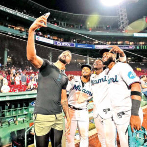 Vuelve la magia de Sandy Alcántara en triunfo de Miami