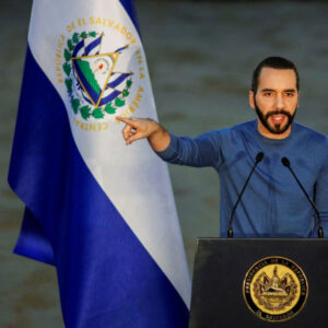 Bukele impone cerco militar a región de El Salvador para detener a la Mara Salvatrucha