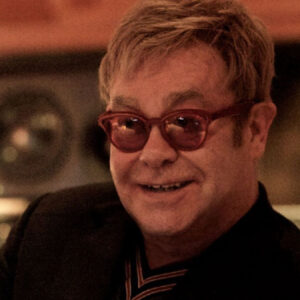 Elton John es hospitalizado en Francia; esto fue lo que le ocurrió