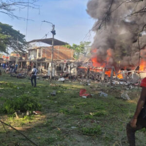 Realizan atentado con coche bomba contra una estación de policía en Colombia