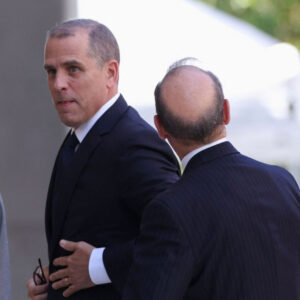 Hunter Biden se declara inocente por cargos de posesión de armas de fuego