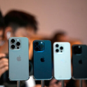 Por sobrecalentamiento, Apple lanza actualización para su iPhone 15