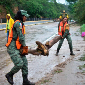 Evelyn Salgado anuncia que autopista México-Acapulco ya fue reabierta